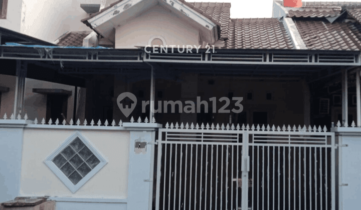 Rumah Nyaman Hadap Taman di Metland Menteng Jakarta Timur