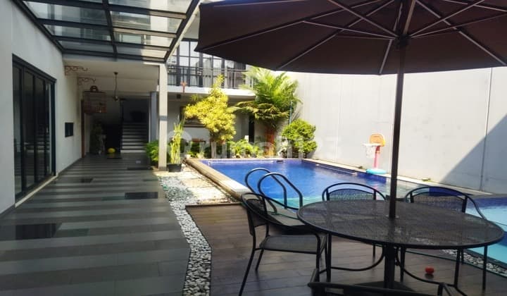 Rumah Bagus Daerah Lebak Bulus