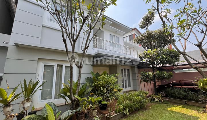 Rumah Apik dan Kokoh Dekat Gandaria City