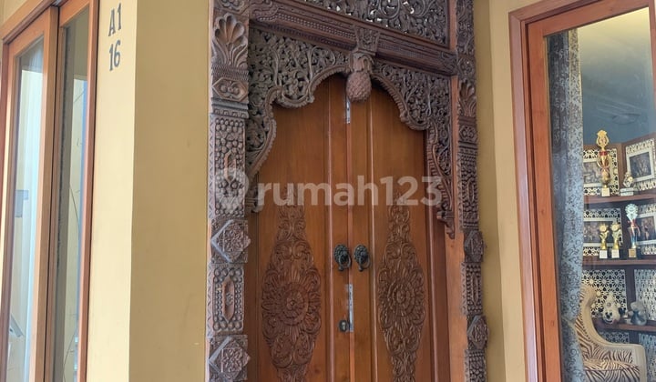 Rumah Minimalis di Delatinos