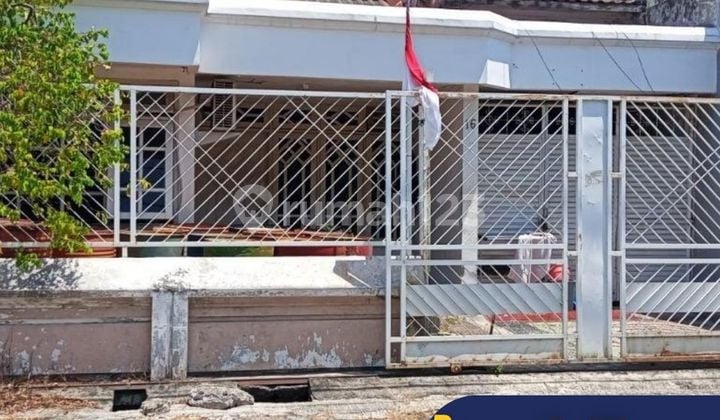 Lelang Rumah Simpang Darmo Permai Selatan Surabaya SHM Row 8M