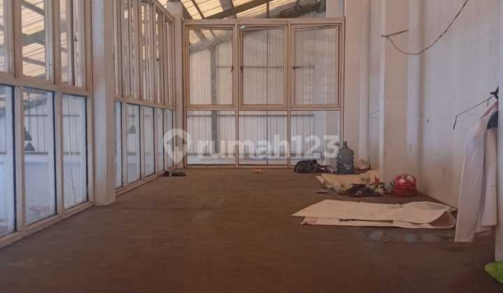 Disewakan Bangunan Ex Gudang di Mampang Jakarta Selatan