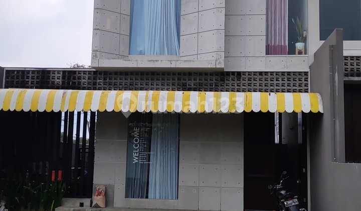 Rumah cantik dan bagus Siap Huni modern harga terjangkau murah