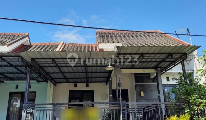 Rumah 2 lantai cantik & bagus siap huni modern harga terjangkau