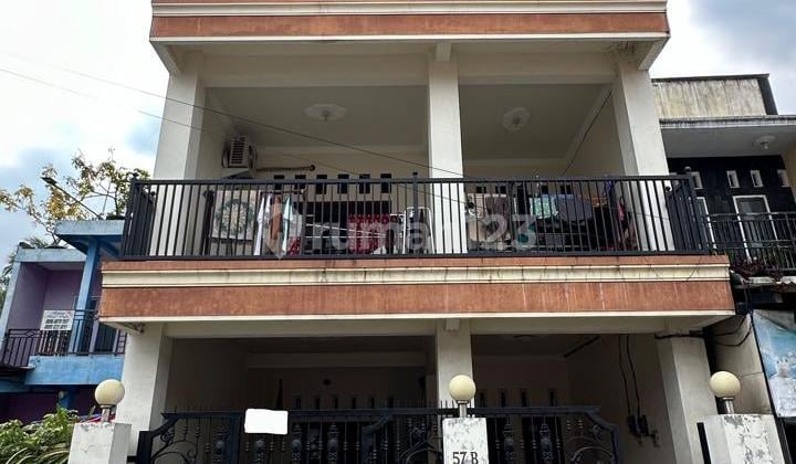 CEPAT RUMAH KOST 3 LANTAI HARGA SANGAT TERJANGKAU