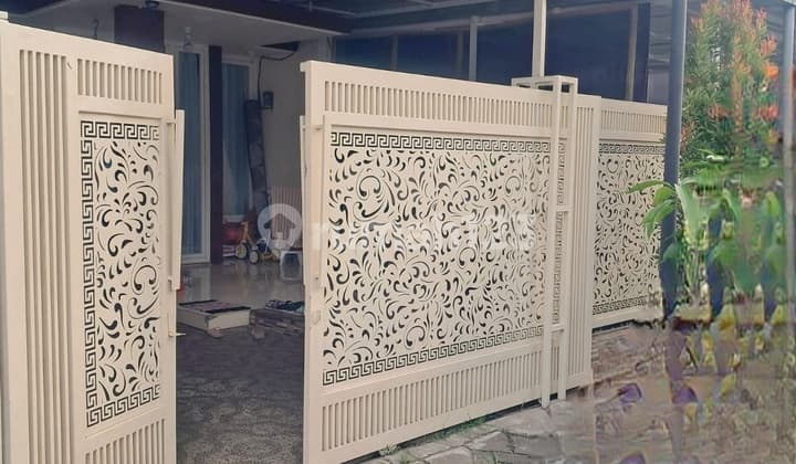 DIJUAL SECEPATNYA RUMAH TIGA LANTAI CANTIK & BAGUS HARGA SANGAT TERJANGKAU