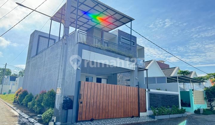 Rumah Villa 2 Lantai Bagus Modern Siap Huni Harga Sangat Terjangkau