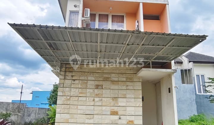 Dijual Secepatnya Rumah 2 Lantai Bagus & Modern Lokasi Sangat Strategis Dekat Wisata