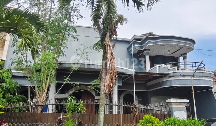 Rumah 2 Lantai Bagus Harga Sangat Terjangkau Lokasi Sangat Strategis