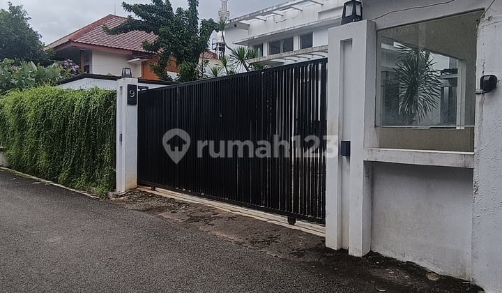 Rumah Mewah Siap Huni 2Lt Luas 950M, Jalan Benda Dalam, Jagakarsa, Cash Only, Dekat Tol Andara