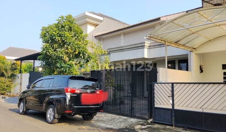 Cash Only, Rumah Minimalis Modern 2 LT Luas 162M di Komplek Intercon Kembangan, Siap Huni
