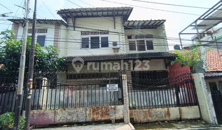 Lokasi Strategis! Rumah Murah 2 Lantai 85m Menteng Dalam, Ideal Untuk Kost - Cash Only