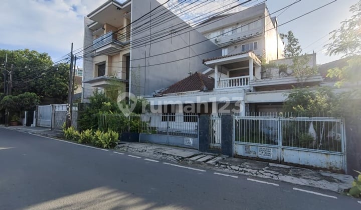 Cash Only, Rumah Lama Luas 258M Jl Cilamaya Cideng Gambir, Jakpus, Strategis