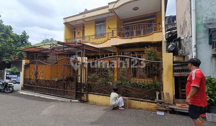 Dijual Rumah 2 Lantai di Jalan Agung Raya, Lenteng Agung Luas 298M, Cash Only