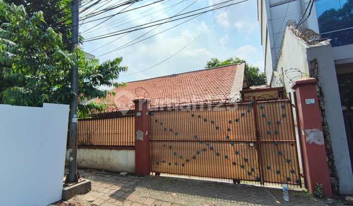 Cash Only, Rumah Luas Cocok untuk Resto, Klinik, atau Usaha Lain - Rumah 2 Lantai Bukit Duri - 523M - Lokasi Strategis