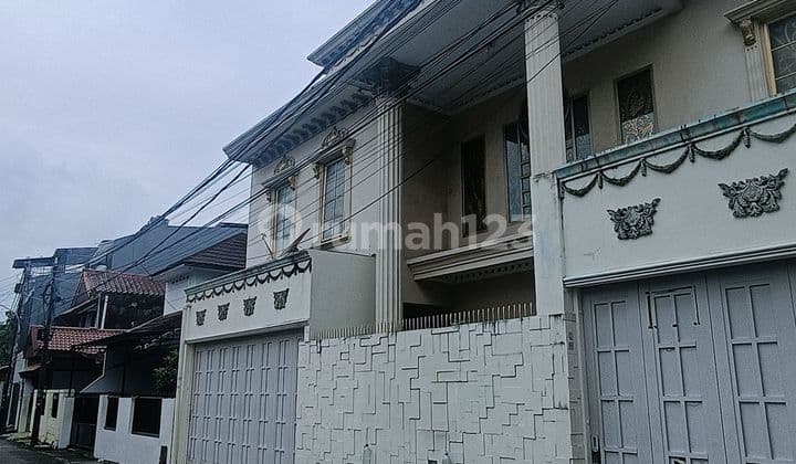 Rumah Siap Huni 2Lt Luas 182M, Tebet Utara, Cash Only Dekat Tol Pancoran