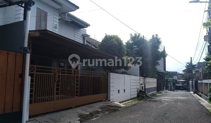 Rumah Siap Huni 2Lt Luas 228M, Jalan Benda Ciganjur,Jagakarsa, Cash Only