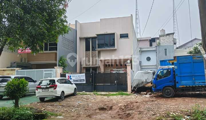 Rumah Tingkat Luas 175 M² Di Joglo, Jakarta Barat– Strategis Samping Jalan Raya