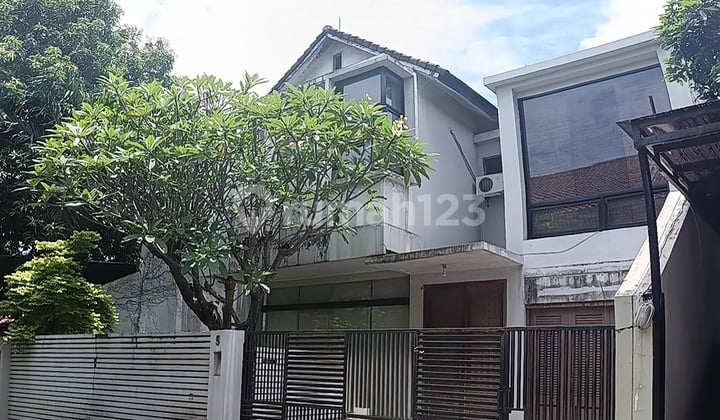 Rumah Modern 2 Lt Luas 250m, Taman Palem Kebagusan, Cash Only