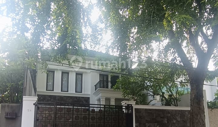 Luxury Ready-to-Occupy 2-Story House 480M, Malinjo Street West Pejaten, Cash Only, Strategic Location