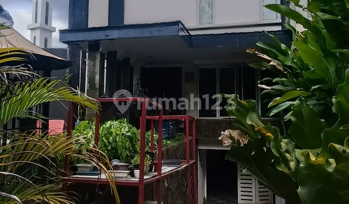 Rumah Modern Luas 208m,di Griya Hijau Residence Lebak Bulus,dekat Tol,cash Only