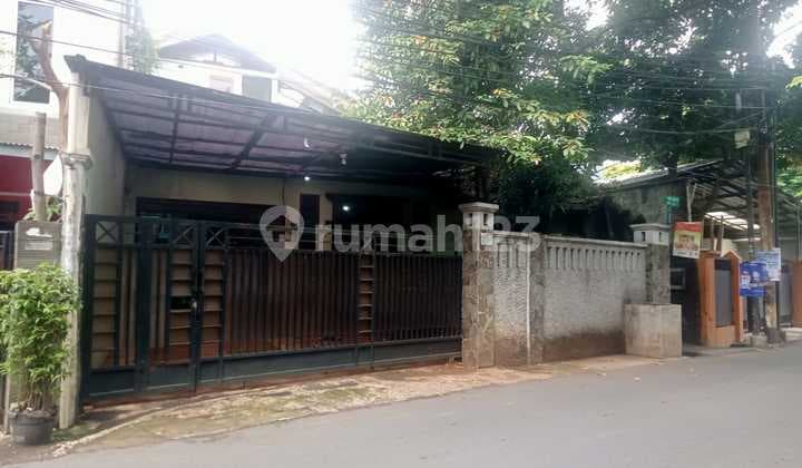 Rumah Murah @lokasi Strategis,luas Tanah 173 M, Pasar Minggu