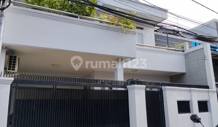 Rumah Modern 2 Lt Luas 172m,jalan Kemanggisan Pulo Palmerah, Cash Only