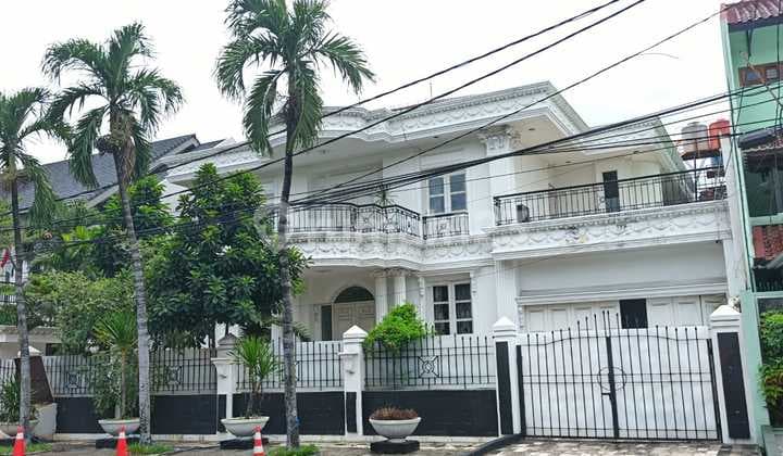 Rumah Mewah 2Lt, Luas 472M. Pondok Indah, Good Invest, Cash Only