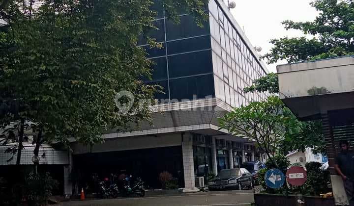 Cash Only, Gedung Perkantoran Komersil di Jalan Ampera Raya Luas 3782 M,Cocok untuk Investasi atau Head Office,Akses Mudah dan Strategis