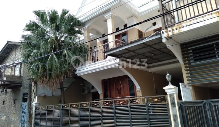 Rumah Sederhana 2 Lantai Luas 125M di Rawa Simprug Grogol, Kebayoran Lama, Cash Only