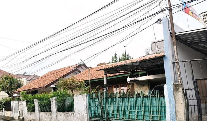 Rumah Lama Luas 321M di Jatipadang, Samping Jalan Raya, Cocok untuk Usaha, Strategis
