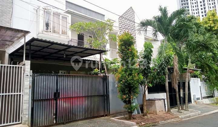Rumah Modern 2Lt Luas 188M,Kompl Bapenas Pejaten, Cash Only Lokasi Strategis