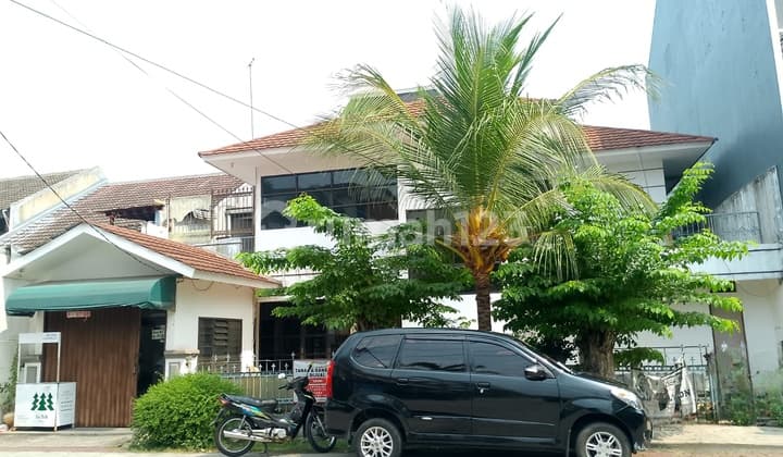 Dijual Rumah Besar Luas 288 M,di Green Garden Kebon Jeruk,lingkungan Nyaman