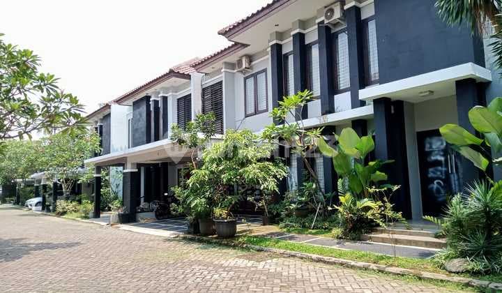 Rumah Mewah Siap Huni Townhouse Kebagusan Jakarta Selatan - Luas 299m², Cash Only!