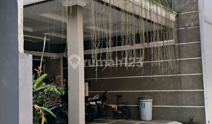 Rumah Nyaman Luas 144m Di Perumahan Lautzer Ragunan