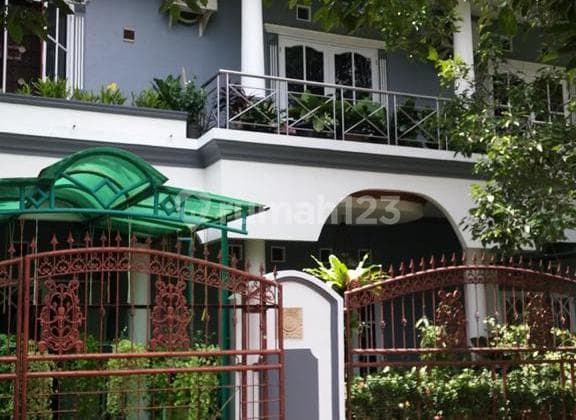 Dijual Cepat Rumah Bagus Hook Kencana Loka, Bsd