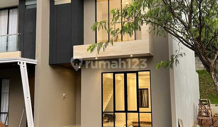 For Sale: Good Luxury Minimalist House with Complex Facilities Near Lake, Jogging Track, and Sport Club in Vanya Park, BSD.