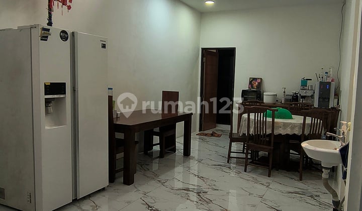 Rumah Duta Mas Jelambar 2 Lantai Baru Renov Fully Furnished