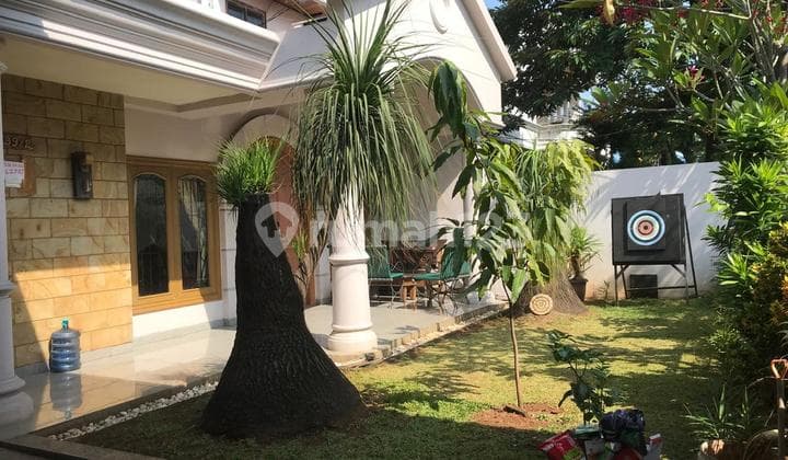 Rumah Nyaman Ala Villa Di Tengah Kota! Citra Garden 300m² ✨