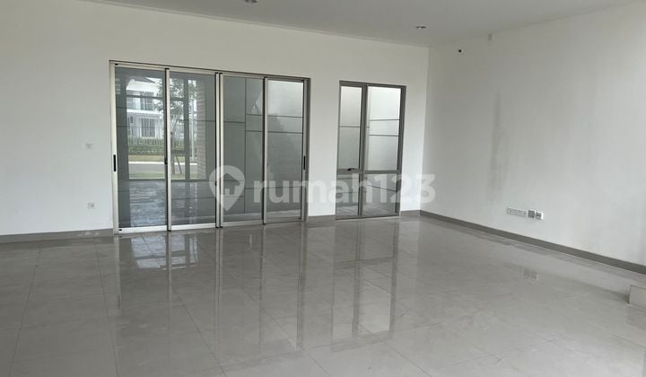 For sale, 2-story house, size 10x15, south-facing, excellent location!