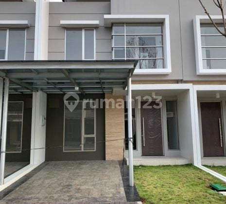 Disewakan rumah golf island ukuran 6x15 kosongan ada AC 4 ready pakai !