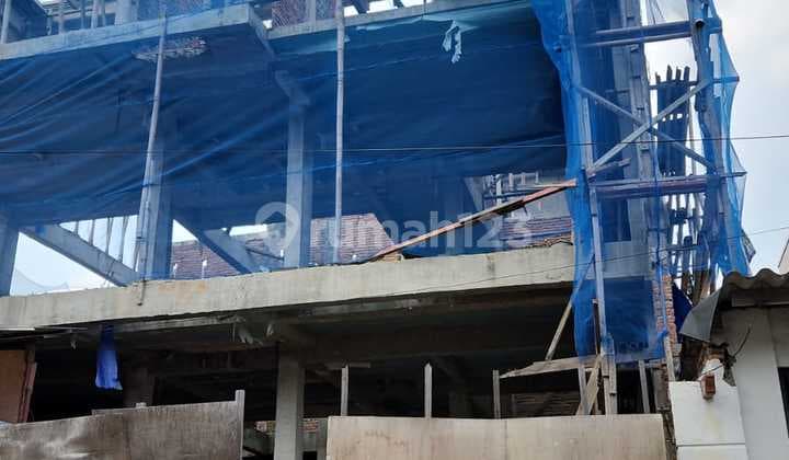 Dijual Rumah di Jl. Kebon Raya, Tanjung Duren, Jakarta Barat