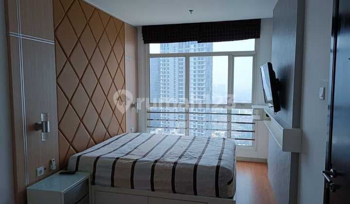 Disewa Apartemen Central Park Tipe 2 BR Tanjung Duren Jakarta Barat