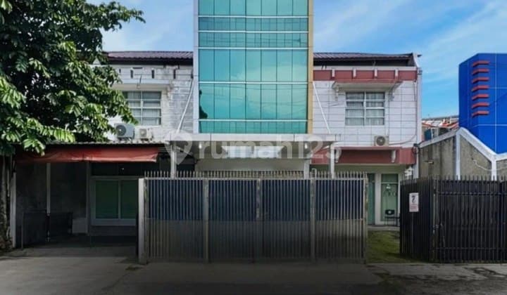 Jual Mini Gedung 4 Lantai Siap Huni di Lokasi Strategis Tebet