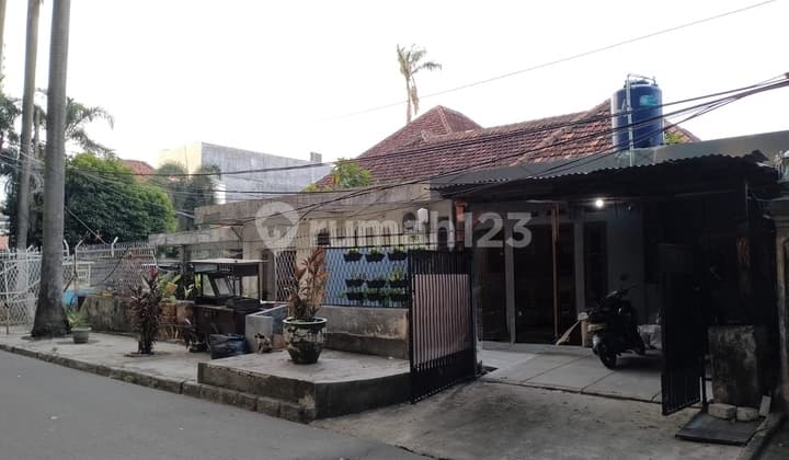 Rumah Jl. Surabaya Timur, Menteng