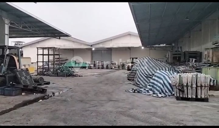 Warehouse Near Bitung Toll Road, Land Area 1 Hectare