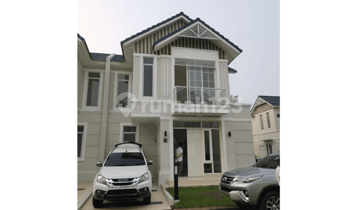Rumah 2 Lantai Baru Unfurnished SHM di Cluster Lavisa, Tangerang