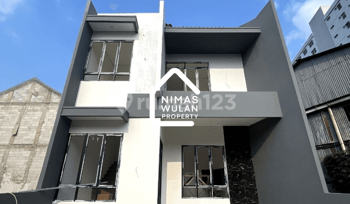 Dijual Hunian Strategis 2 Lantai di Ciracas