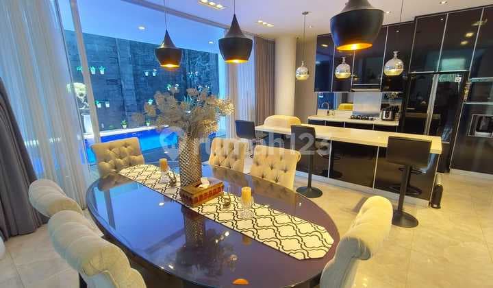 Villa Modern Dekat Dengan Bali Zoo Dan Pantai Saba