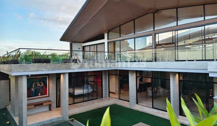 Luxury Ocean View Villa For Sale In Sanur